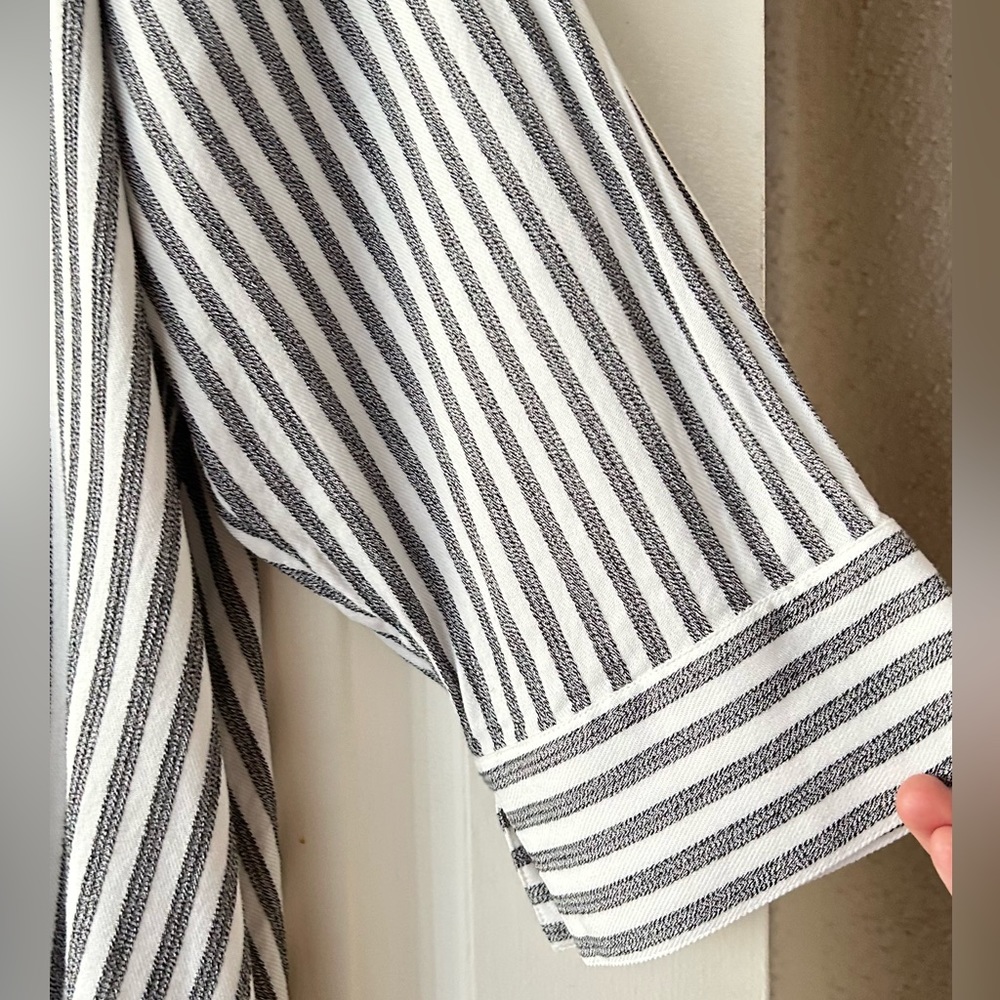 Soft Surroundings Gray and White Striped Button-Front Tunic Blouse - Picture 4 of 9